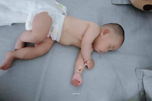 厦门宝宝呼吸道感染发烧